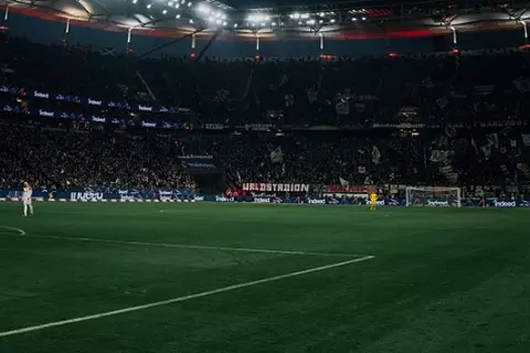 الدوري الألماني.. هوفنهايم يعود للانتصارات.. وفرانكفورت يفوز بثلاثية